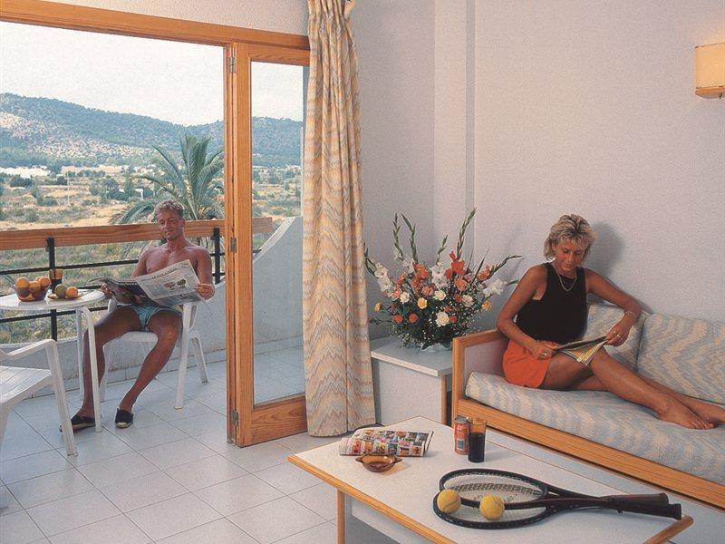 Bh Mallorca Apartments Магалуф Стая снимка