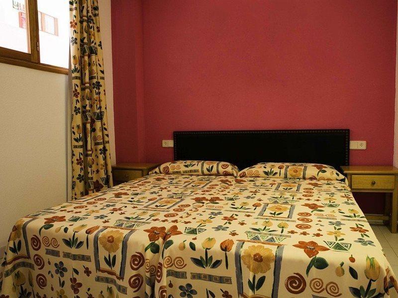 Bh Mallorca Apartments Магалуф Екстериор снимка